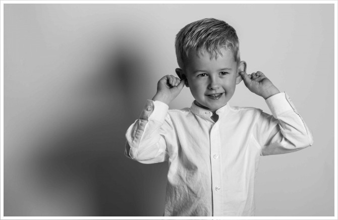 Children baby photographs portraits in St Albans, Hertford Town, Welwyn Garden City Ware, Cheshunt and Broxbourne by QWest Photography