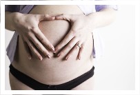 Maternity and Pregnancy photoshoots in Hertfordshire, Hertford, Cheshunt, st Albans, Broxbourne, welwun Garden City, Essex and London