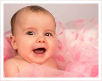 New Born baby photographer in Broxbourne, Hoddesdon, Cheshunt, Welwyn Garden City, St Albans in Hertfordshire, Essex and London