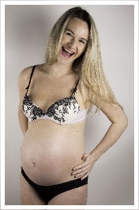 Pregnancy and Maternity photographer Hoddesdon, Bishops Stortford, Potters Bar, Berkhampstead Herts, London and Essex